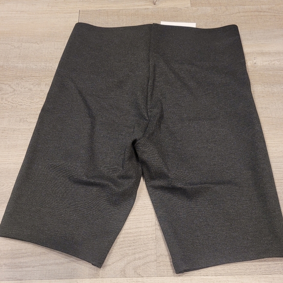 NWT Loft Bike Shorts S - Picture 2 of 6